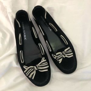 Banana Republic Moccassins